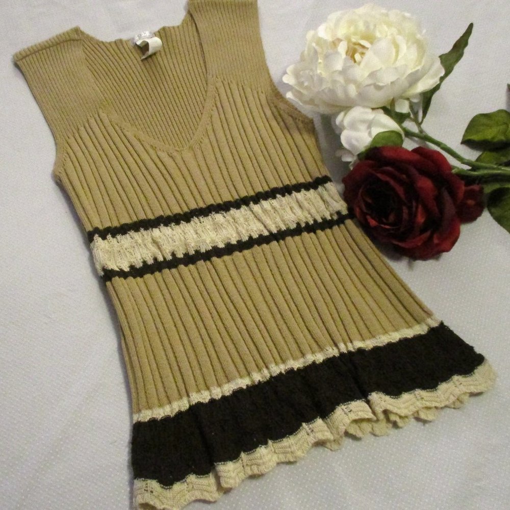 XOXO TAN BROWN CREAM SEXY SLEEVELESS KNIT TOP – JUNIORS LARGE – WOMENS S/M